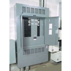 SQD HCM73TFD FLUSH PNLBD DOOR
